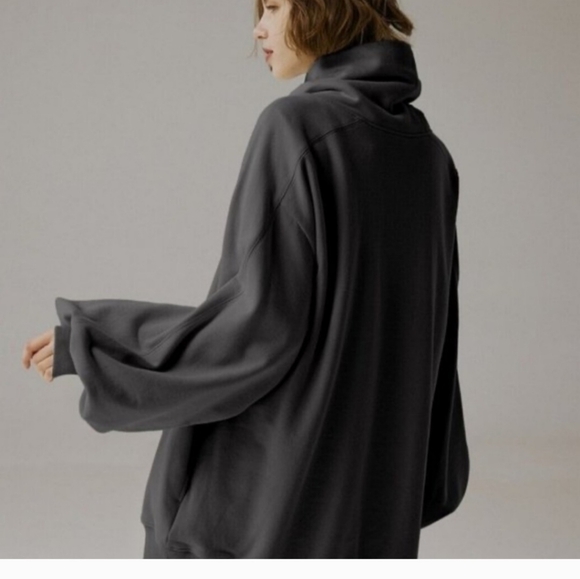 Sweatshirt - Picture 3 of 3